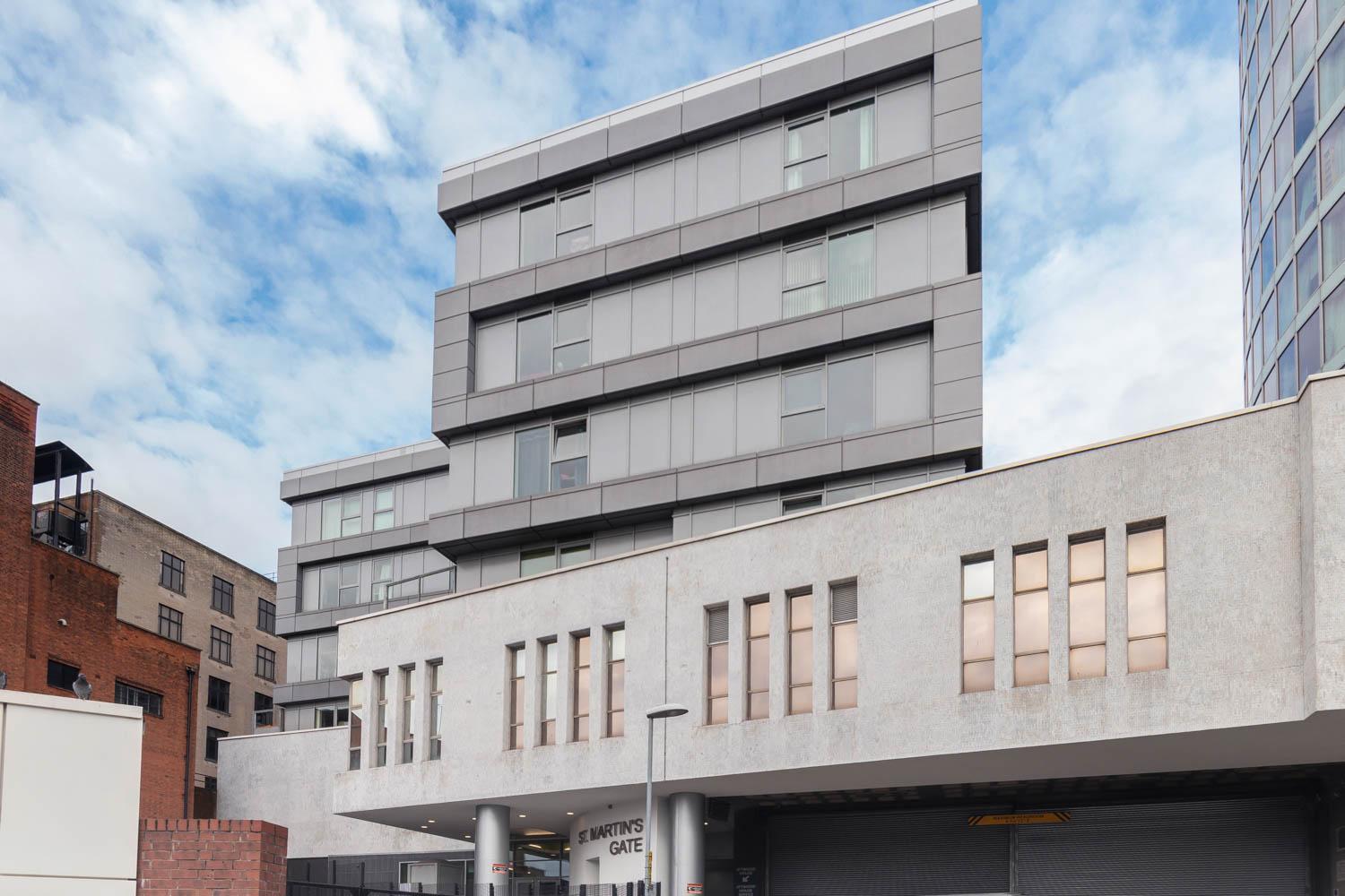 Stylish 2 Bedroom Centre With Free Convenient Bullring , Grand Parking Birmingham